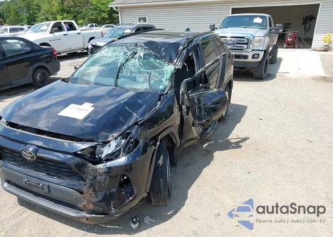 2021 Toyota Rav4 Xle z USA, uszkodzony, nr VIN 2T3P1RFV5MC197382